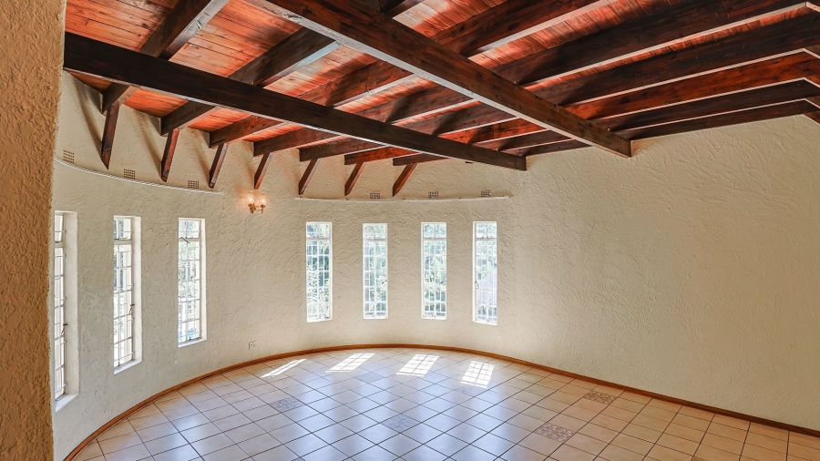 5 Bedroom Property for Sale in Protea Park North West